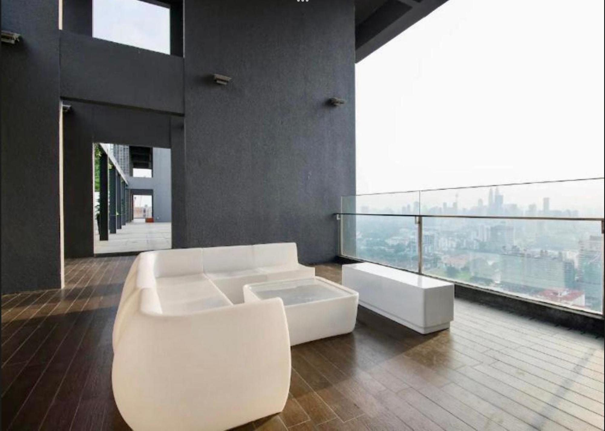 Apartment Elements With Infinity Pool