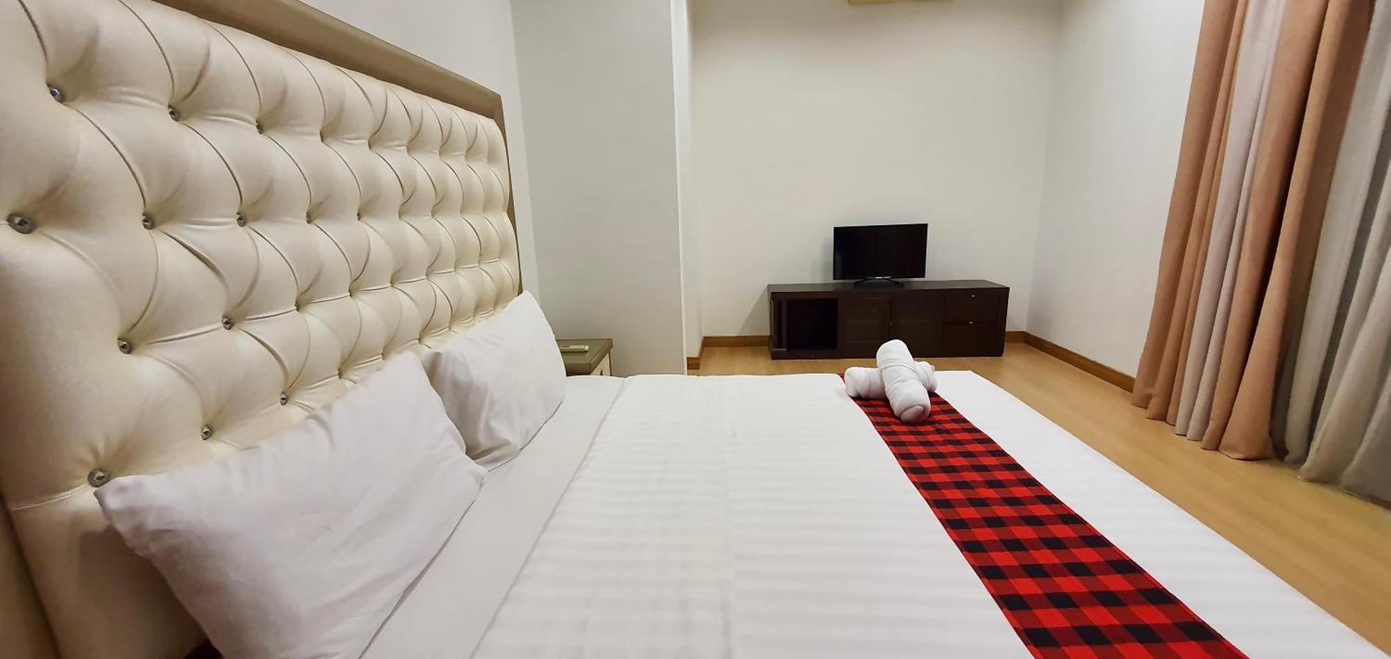 Elements With Infinity Pool Apartment Kuala Lumpur